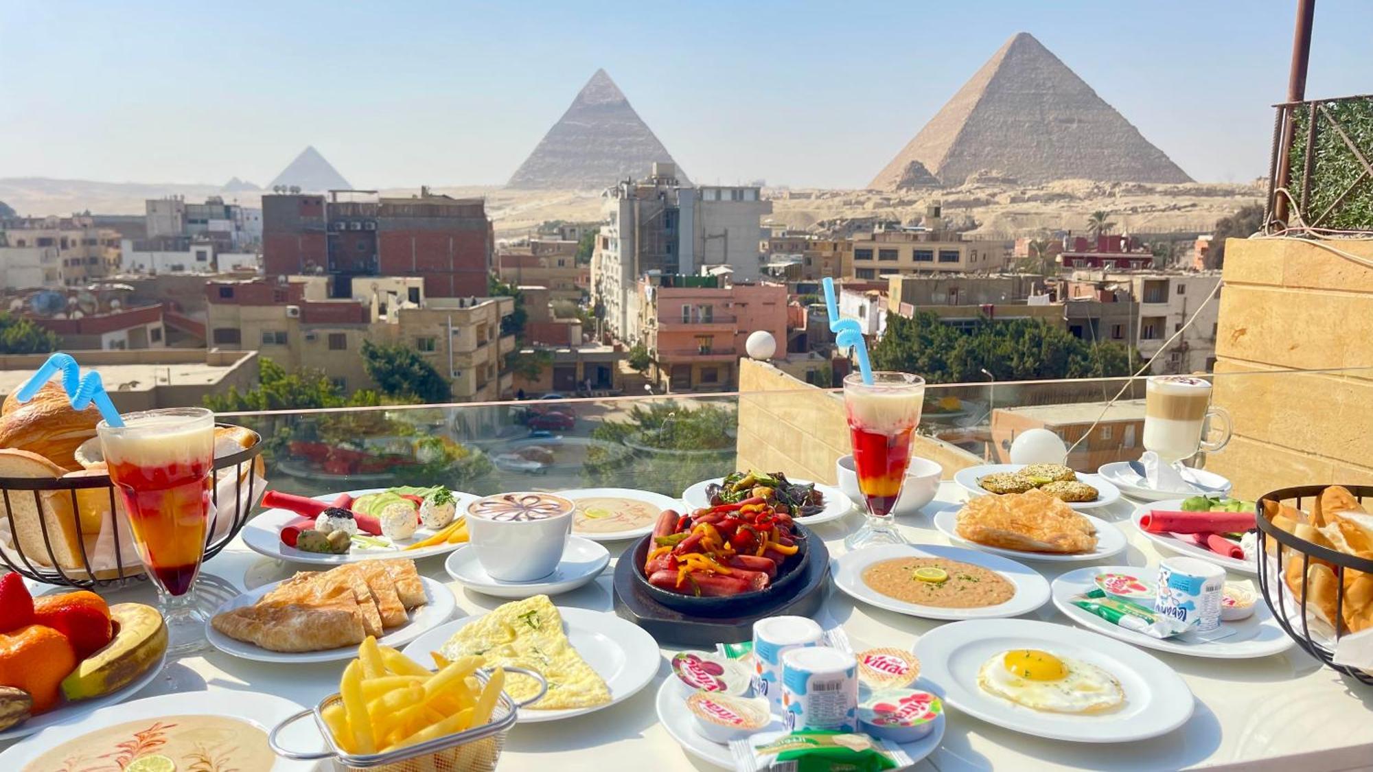 Kafret el-Gabal Cleopatra Tower Pyramid View酒店 外观 照片